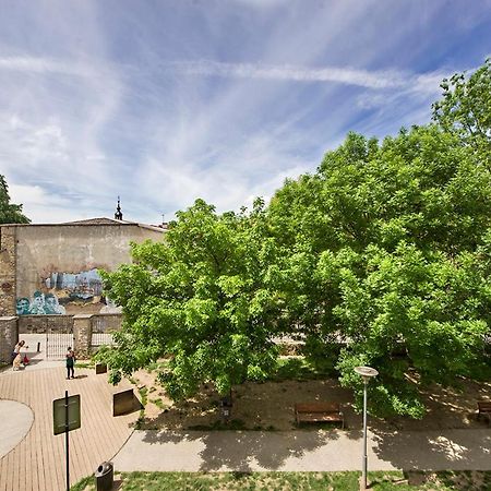 La Casa De Santa Maria Estudios Витория-Гастейс Екстериор снимка